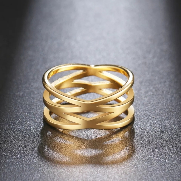 'Complete the Look' Wide Ring - Picture 2 of 3